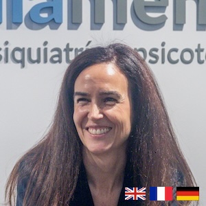 Lucia Torres - Psychiatrist English German French Madrid